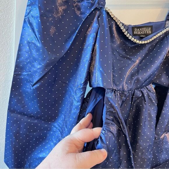NWT WeWoreWhat Danielle Bernstein Puff Sleeve Dot Cut Out Rhinestone Mini Dress - Picture 4 of 7